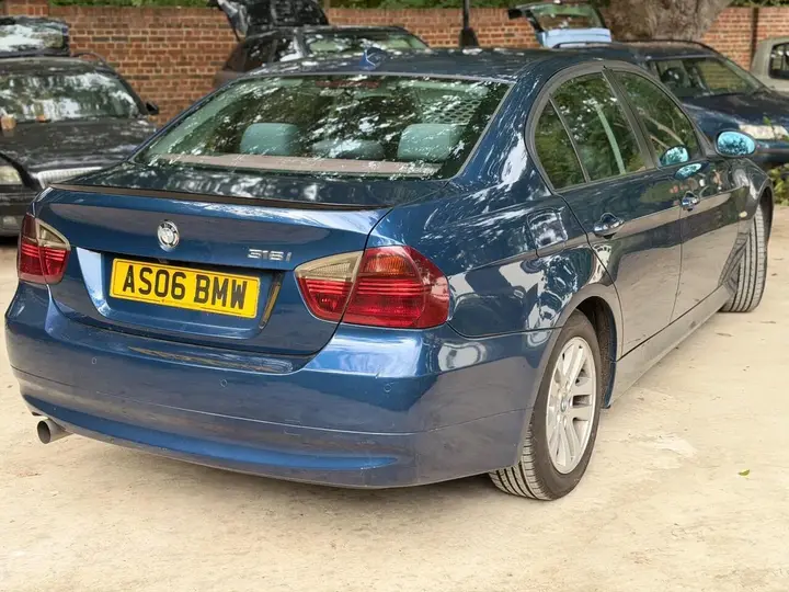 BMW 3 Series 2006 photo 3