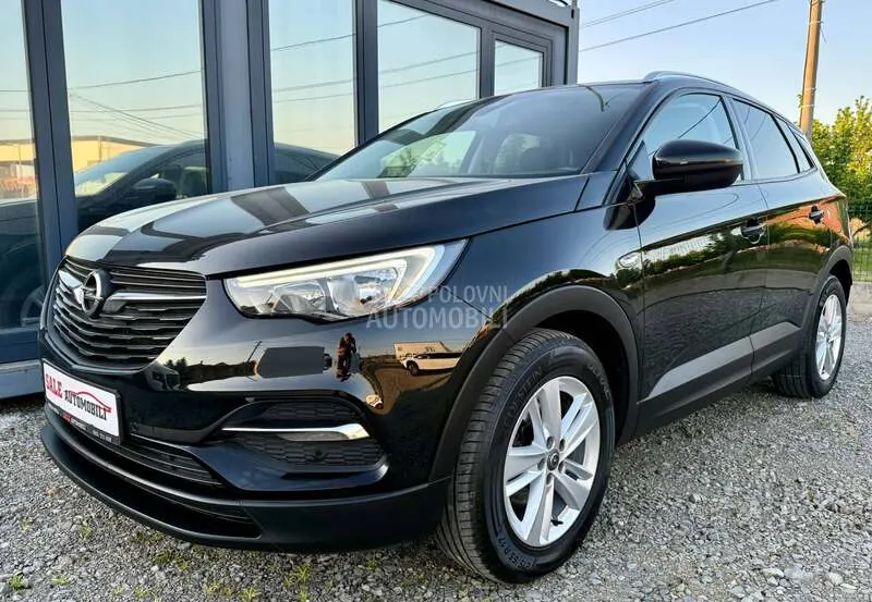 Opel Grandland X 2019 photo 2