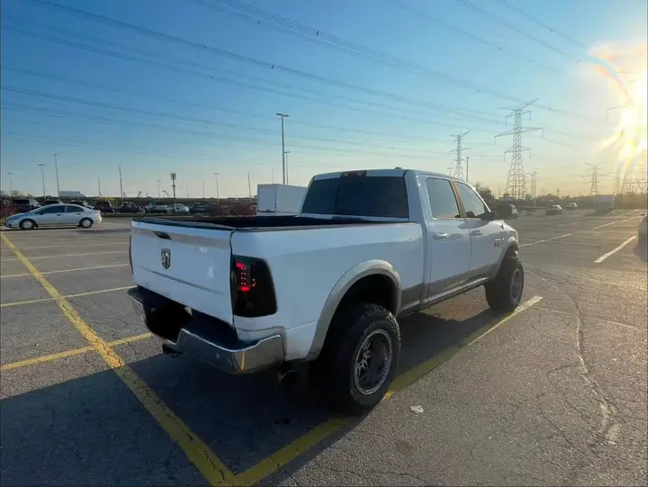 Dodge Ram 2500 2010 photo 3
