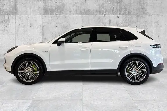 Porsche Cayenne 2019 photo 2