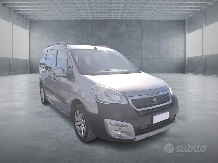 Peugeot Partner Tepee 2016 photo 3