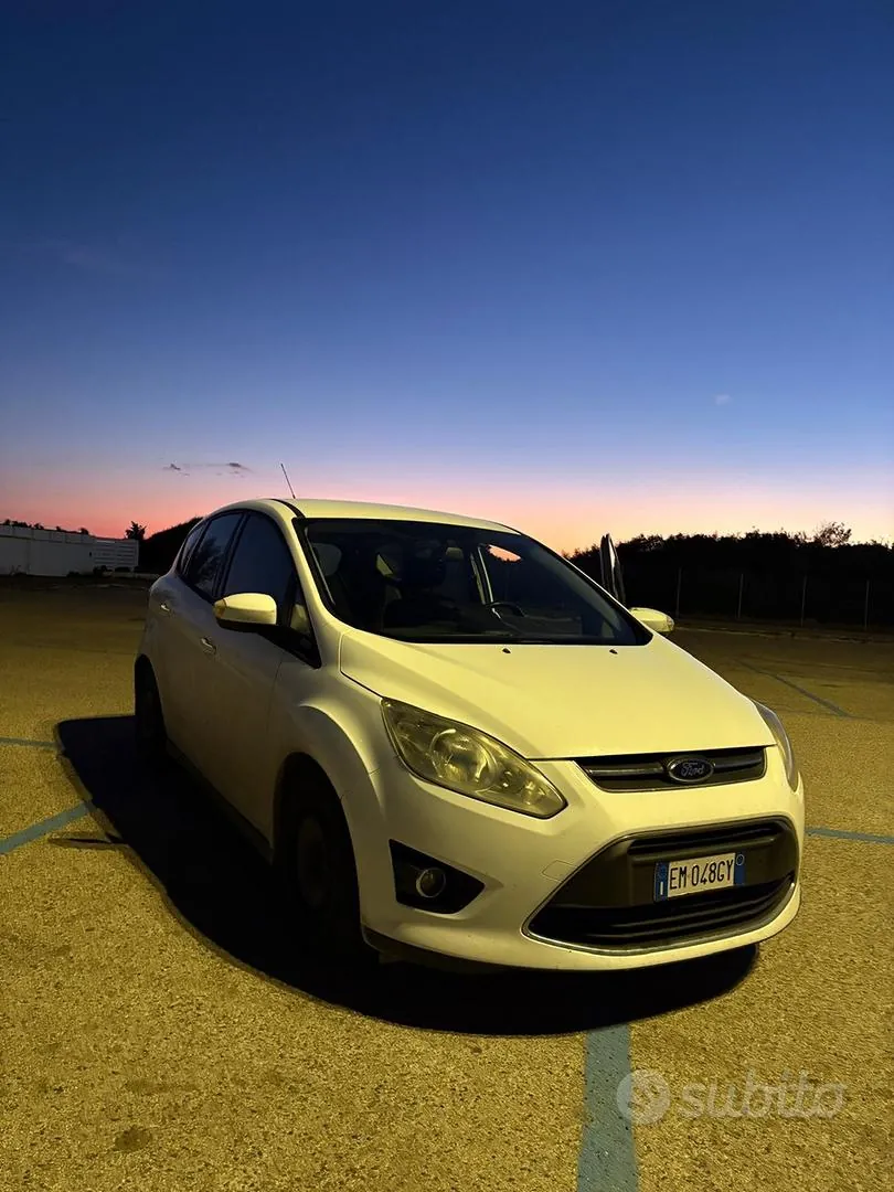 Ford C-Max 2012 photo 2
