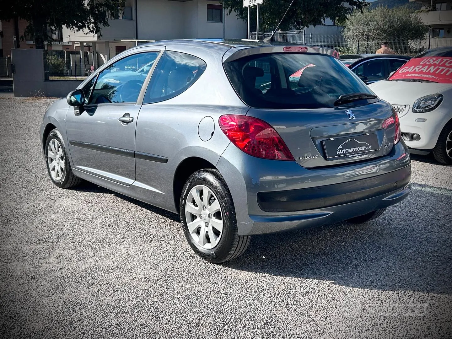 Peugeot 207 2009 photo 3