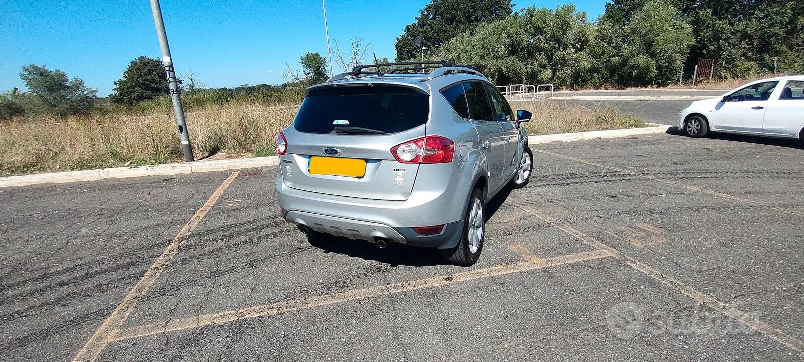 Ford Kuga 2010 photo 3