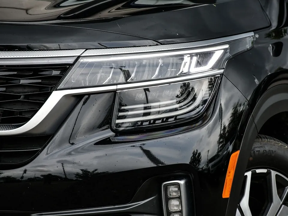 Kia Seltos 2023 photo 2