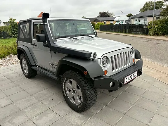 Jeep Wrangler 2012 photo 4