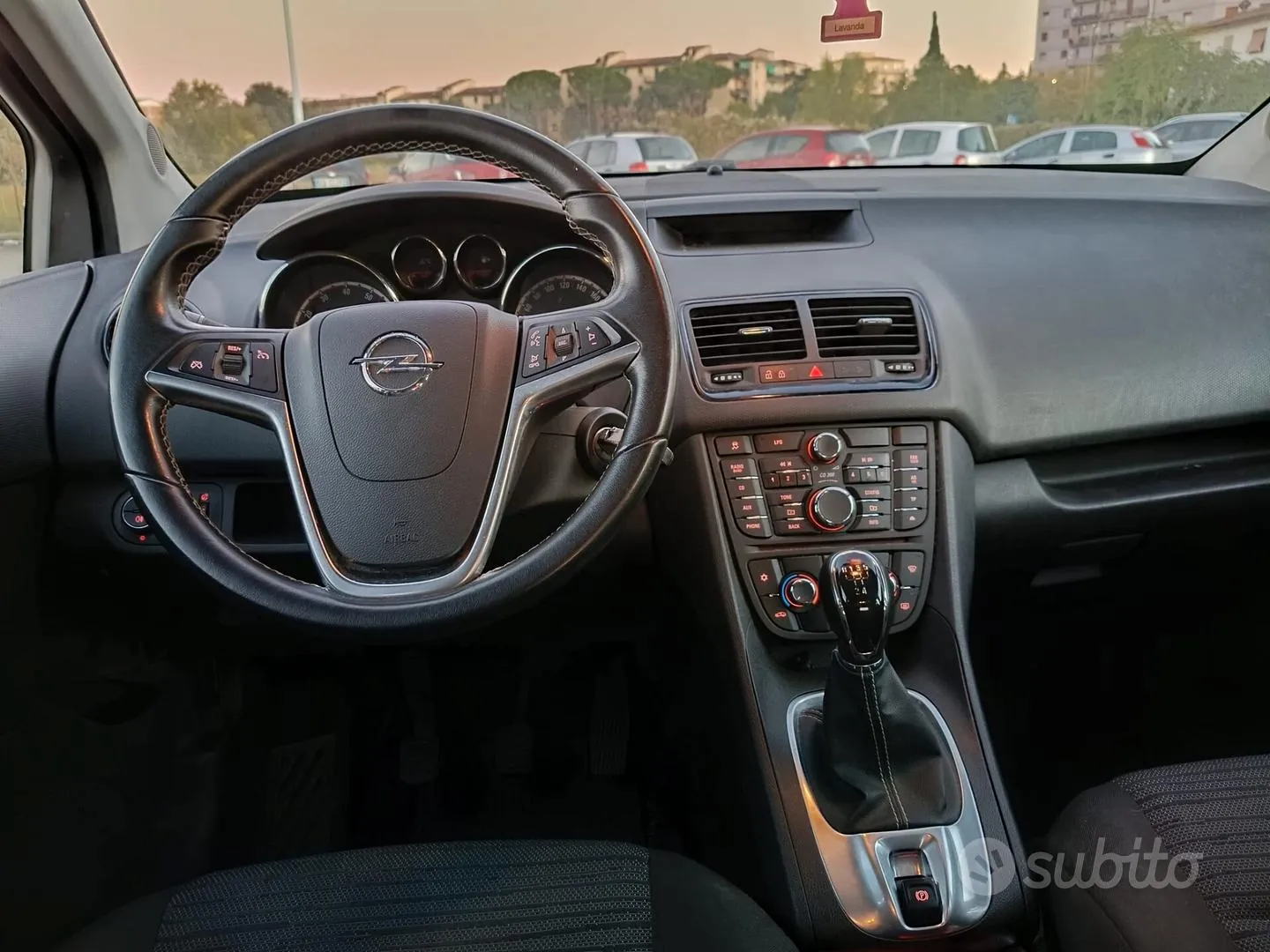 Opel Meriva 2015 photo 2