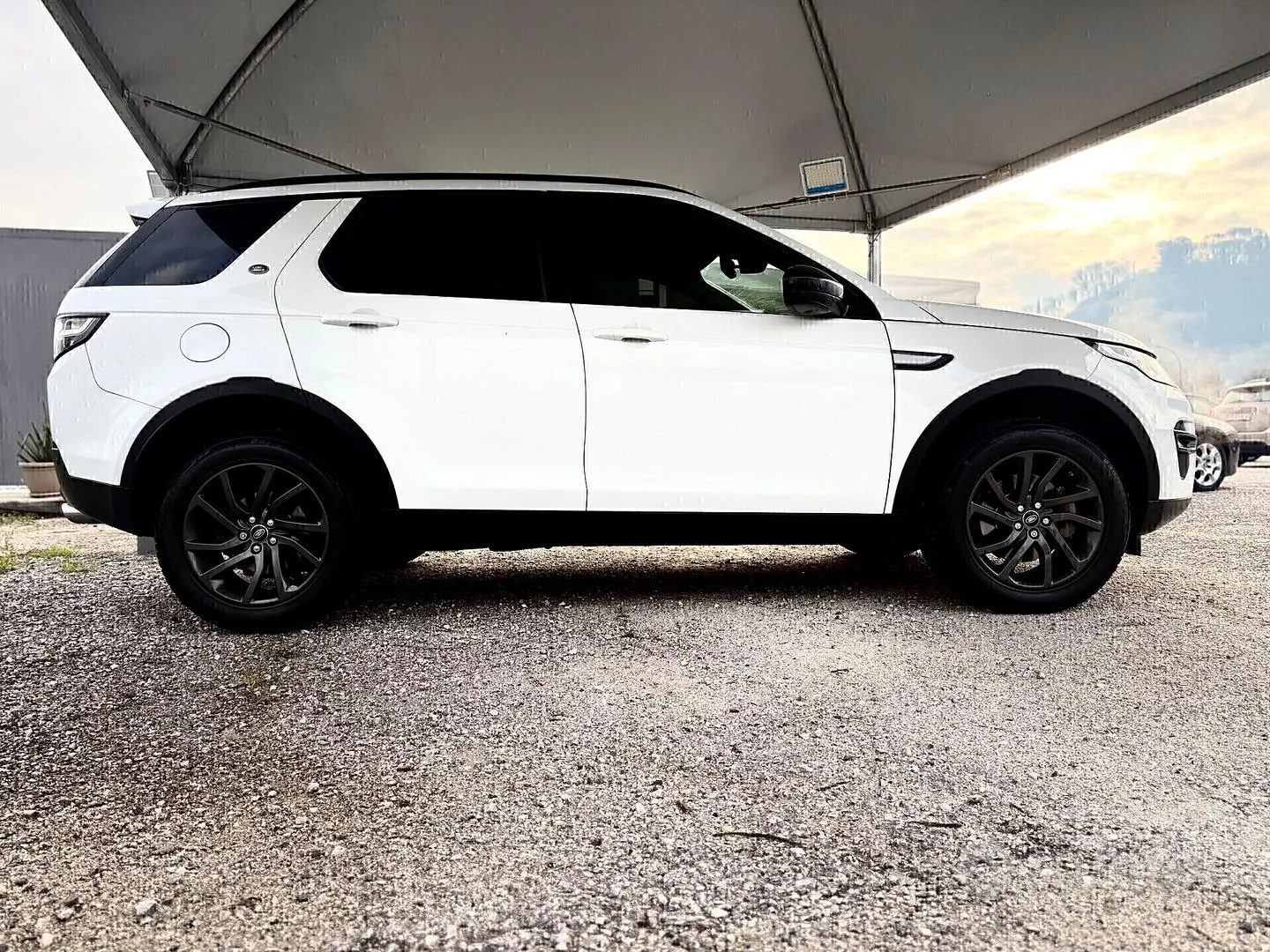 Land Rover Discovery Sport 2015 photo 5