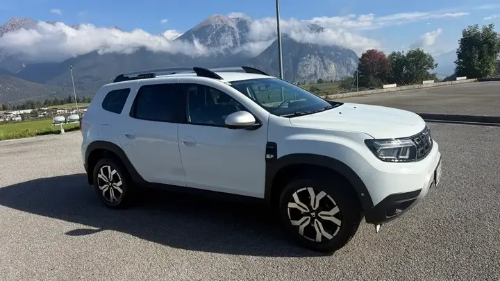 Dacia Duster 2022 photo 3