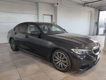 BMW Série 3 2019 photo 2