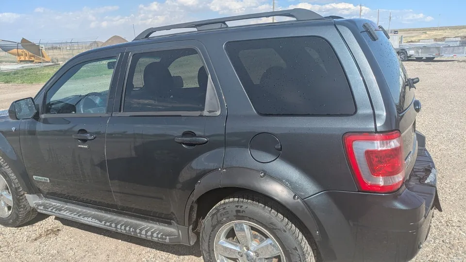 Ford Escape 2008 photo 2