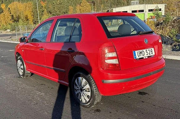 Skoda Fabia 2004 photo 3