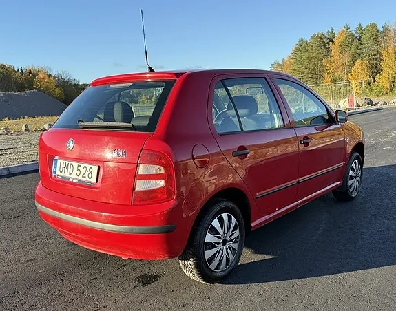 Skoda Fabia 2004 photo 5