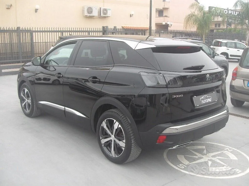Peugeot 3008 2022 photo 3