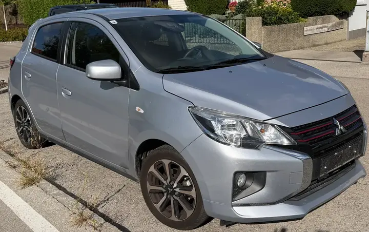 Mitsubishi Space Star 2021 photo 3