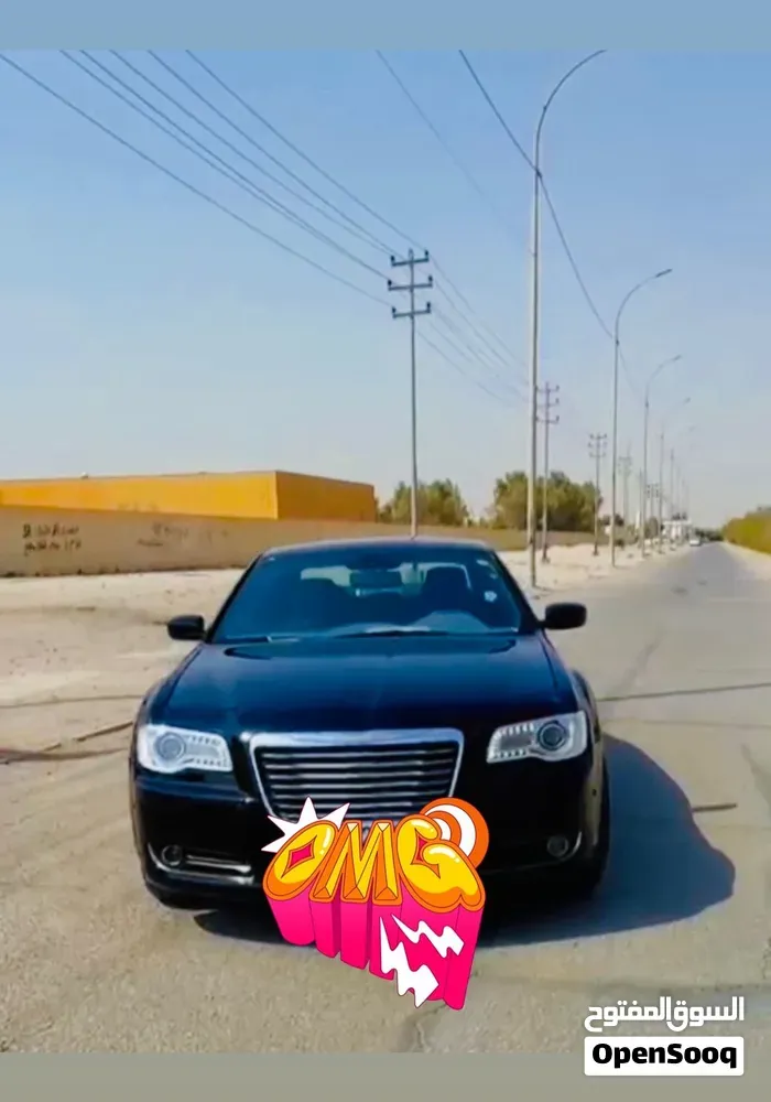 Chrysler 300 2012 photo 2