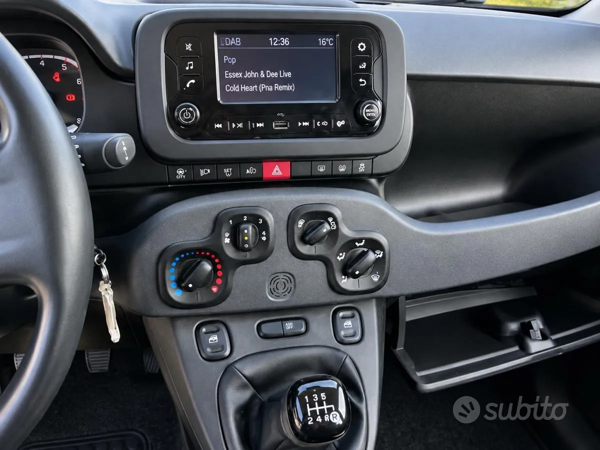 Fiat Panda 2023 photo 3
