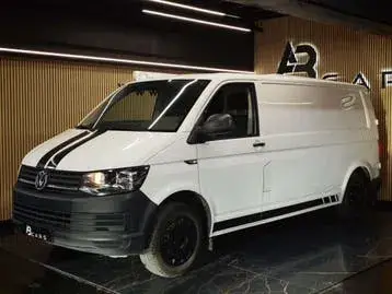 Volkswagen Transporter 2018 photo 3