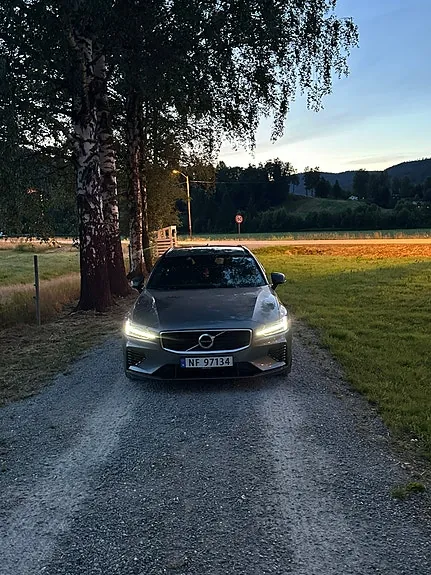 Volvo V60 2020 photo 3