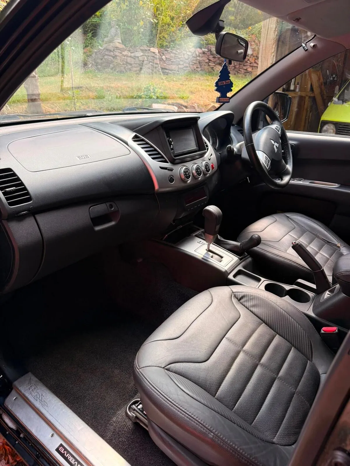 Mitsubishi L200 2014 photo 5