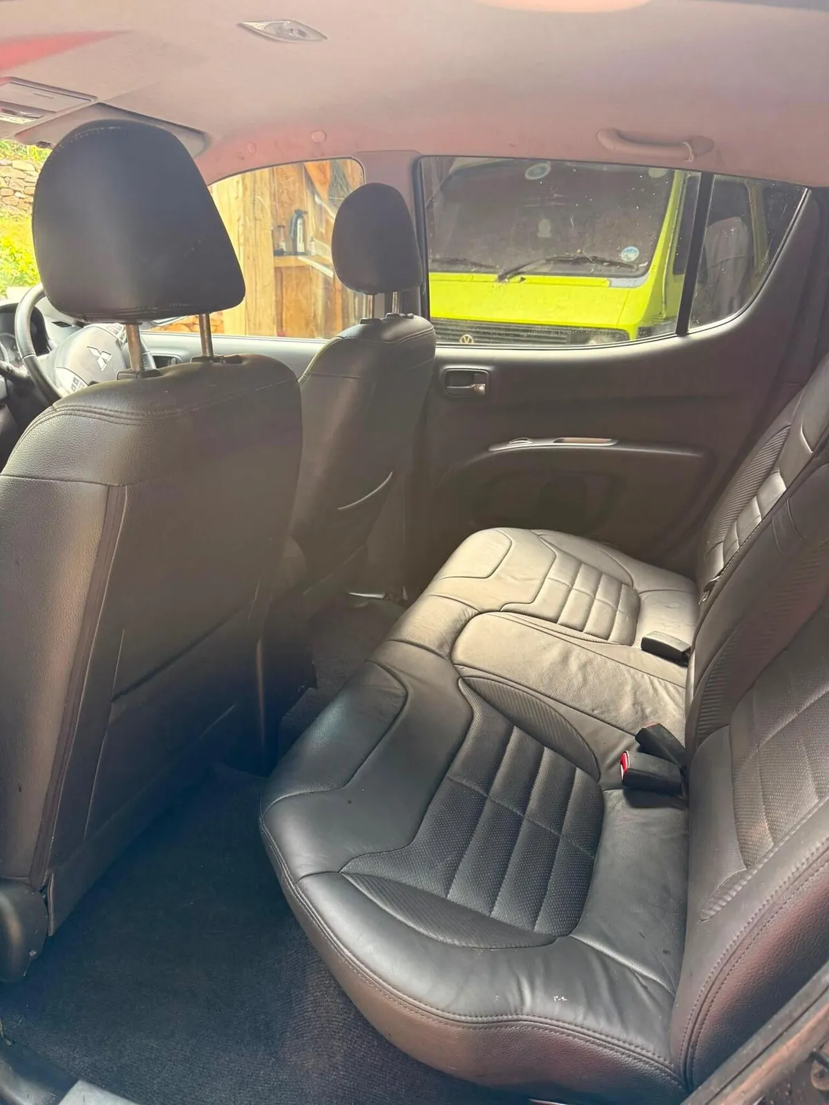 Mitsubishi L200 2014 photo 4