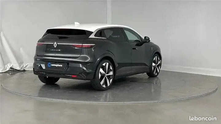 Renault Megane 2023 photo 5