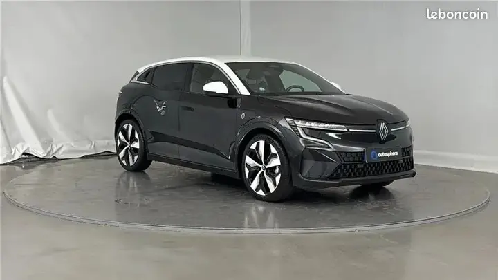 Renault Megane 2023 photo 3