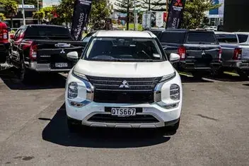 Mitsubishi Outlander 2024 photo 5
