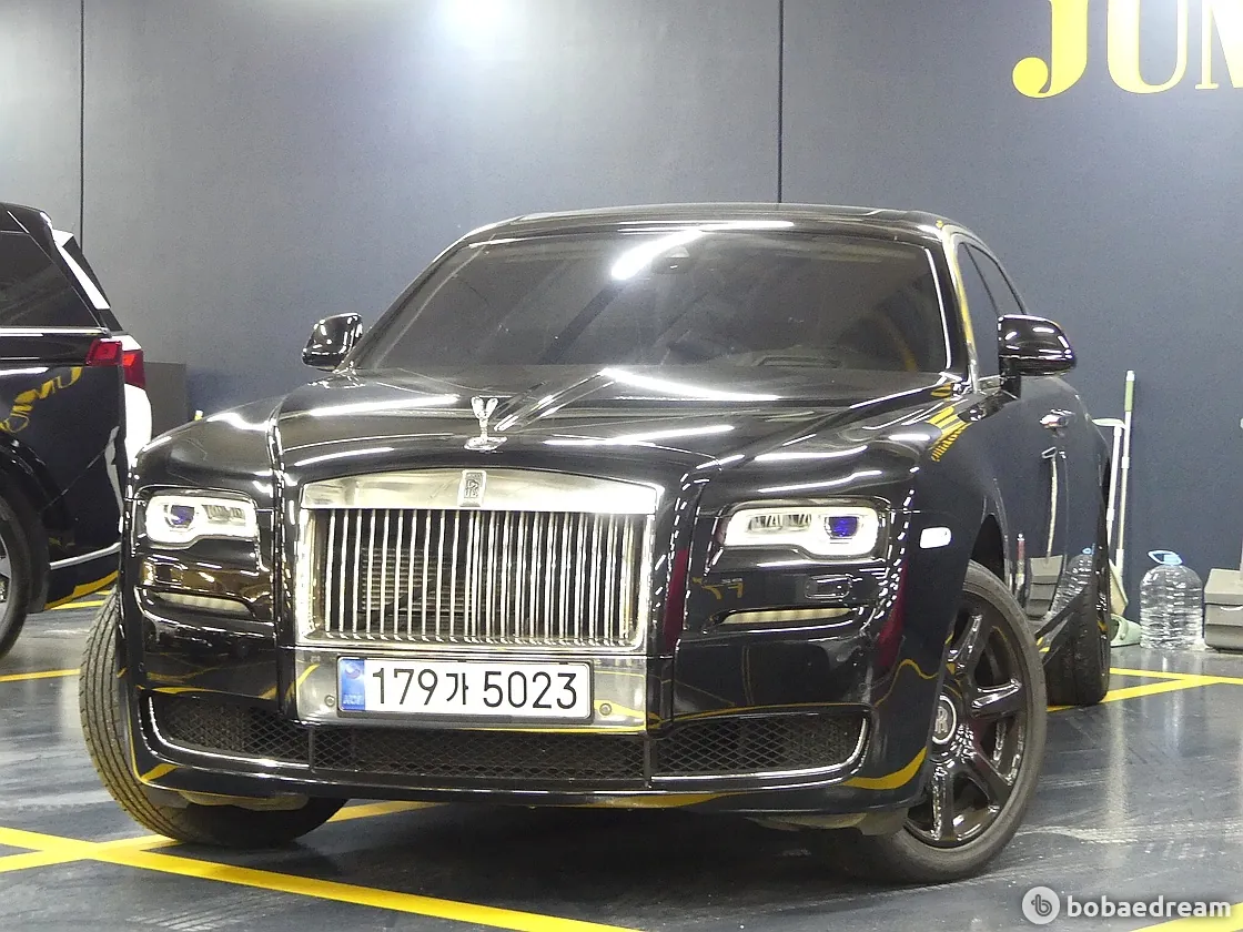 Rolls-Royce Ghost
