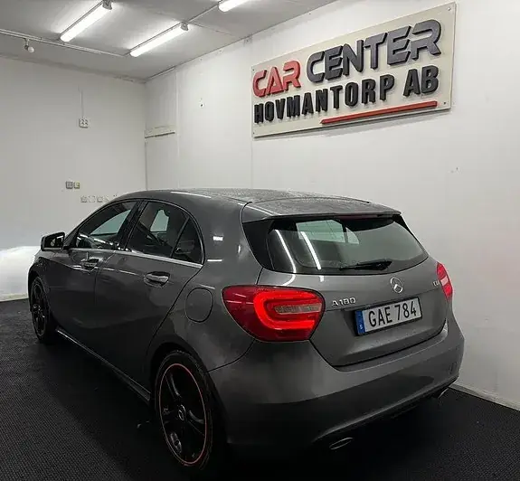 Mercedes-Benz A 180 2015 photo 3