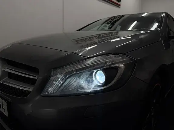 Mercedes-Benz A 180 2015 photo 4