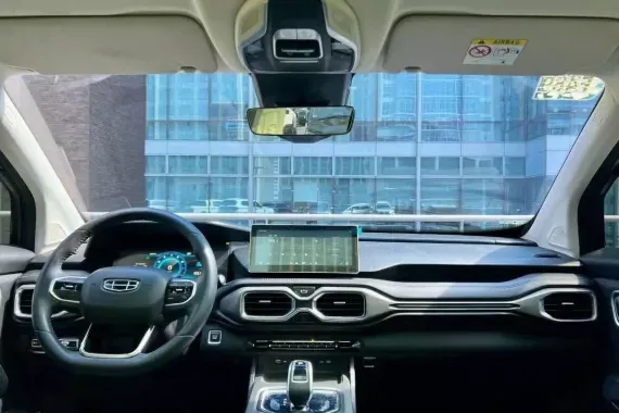 Geely Okavango 2021 photo 2