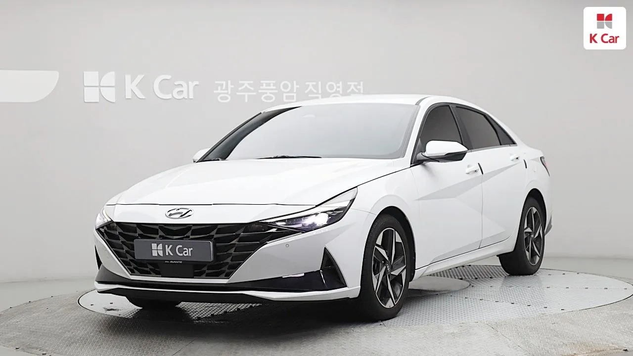 Hyundai Elantra (Cn7)
