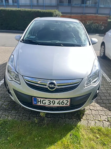 Opel Corsa 2011 photo 3
