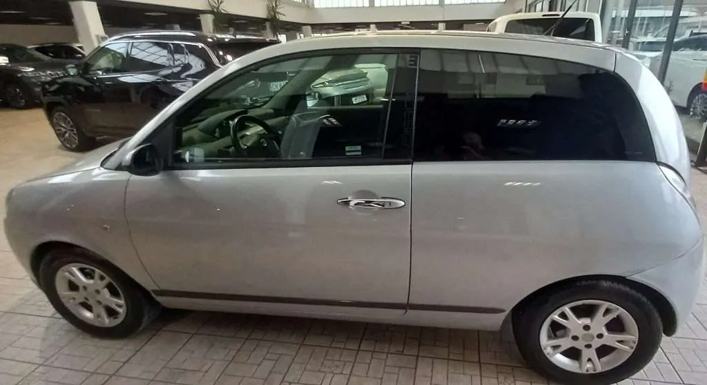 Lancia Ypsilon 2007 photo 2