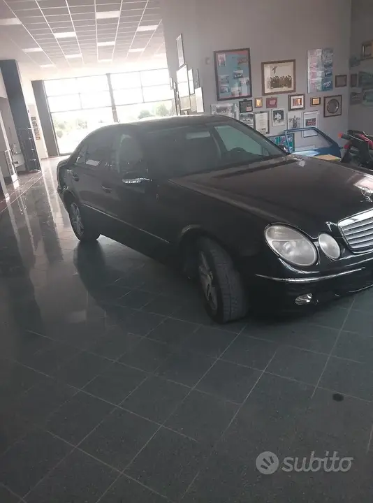 Mercedes-Benz E 270 Cdi 2003 photo 2