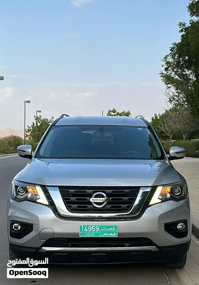 Nissan Pathfinder 2018 photo 2