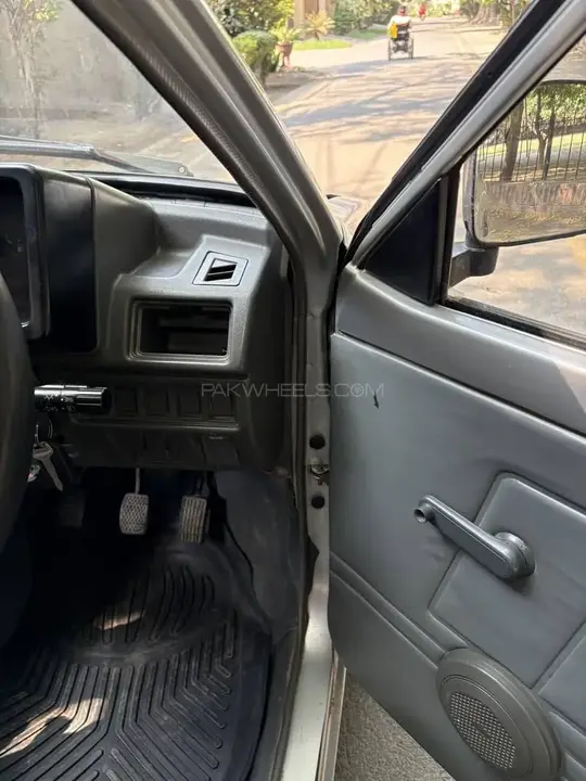 Suzuki Mehran