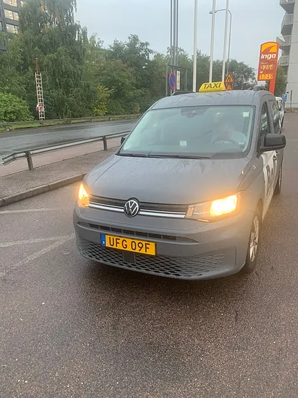 Volkswagen Caddy Maxi 2024 photo 3