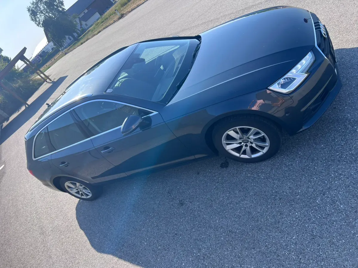 Audi A4 2016 photo 3
