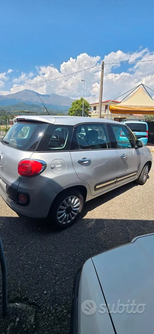 Fiat 500L 2013 photo 4