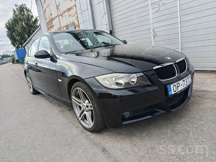 BMW 320