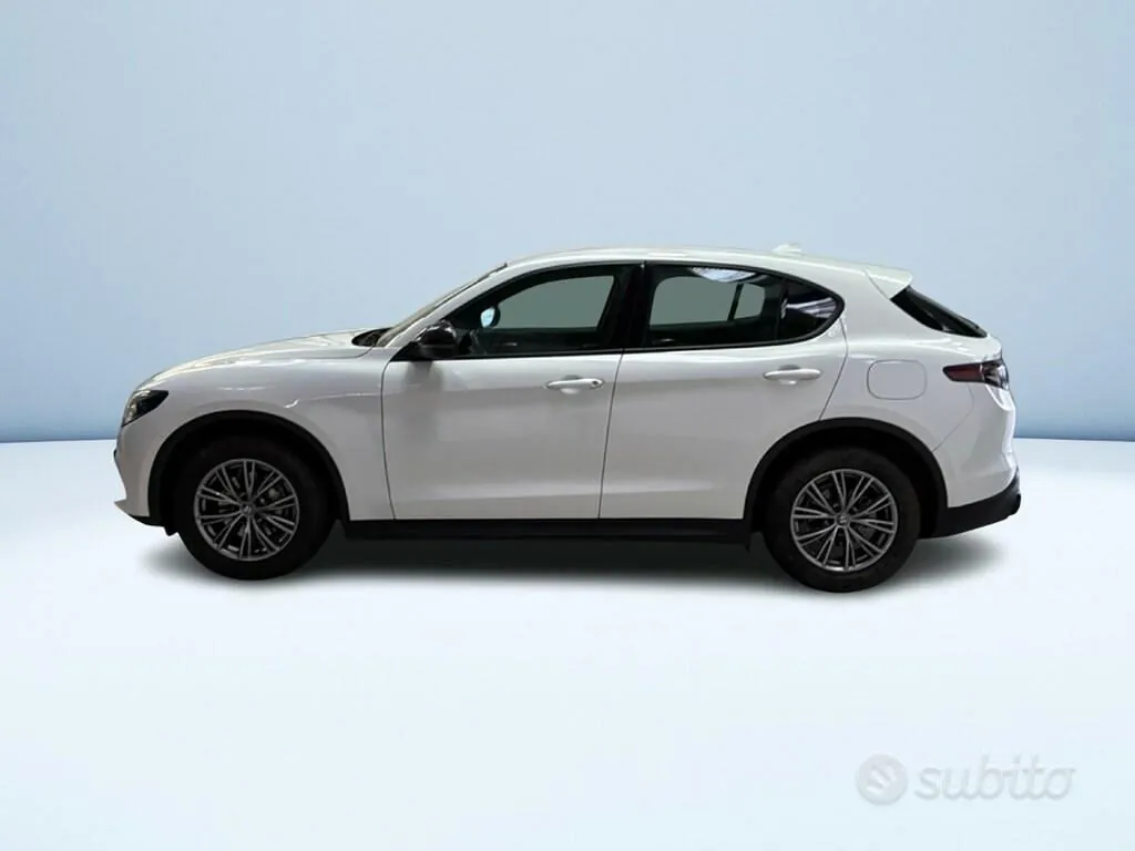 Alfa Romeo Stelvio 2024 photo 4