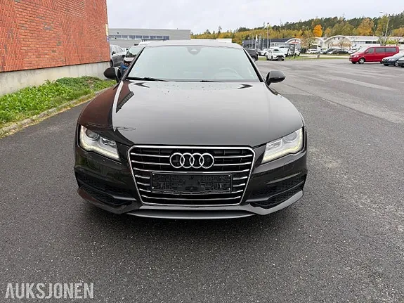 Audi A7 2011 photo 2