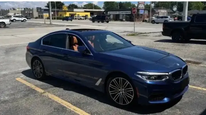 BMW 530I 2019 photo 2