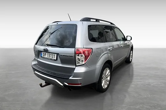 Subaru Forester 2012 photo 4