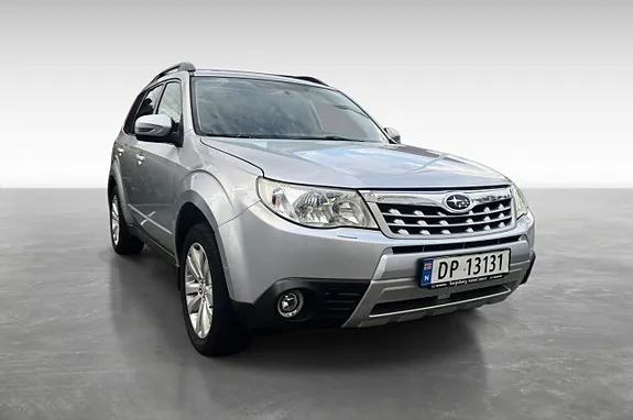 Subaru Forester 2012 photo 2