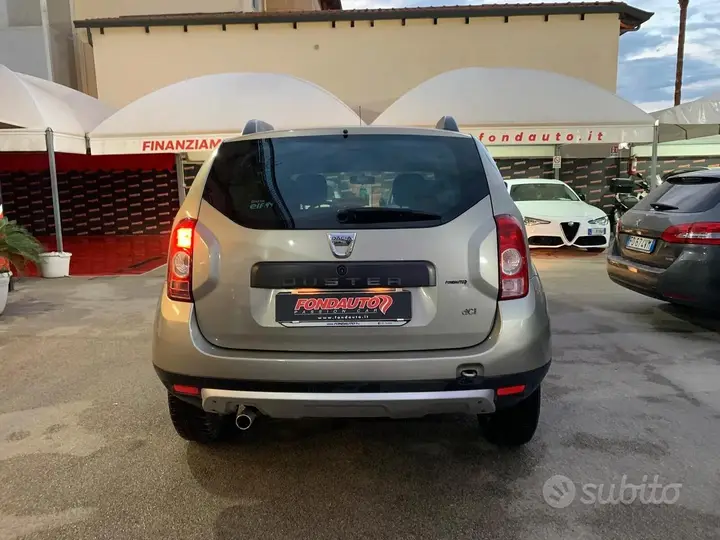Dacia Duster 2011 photo 4