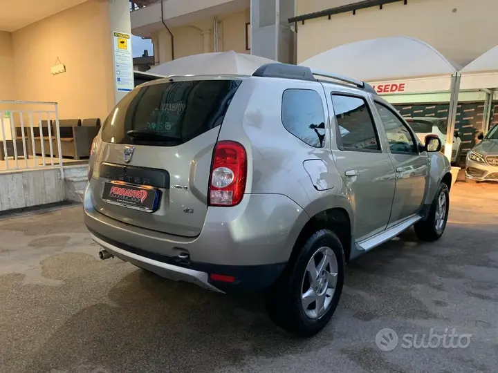 Dacia Duster 2011 photo 5