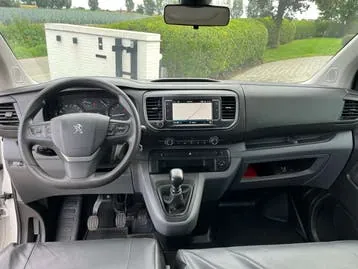 Peugeot Expert Combi 2021 photo 2